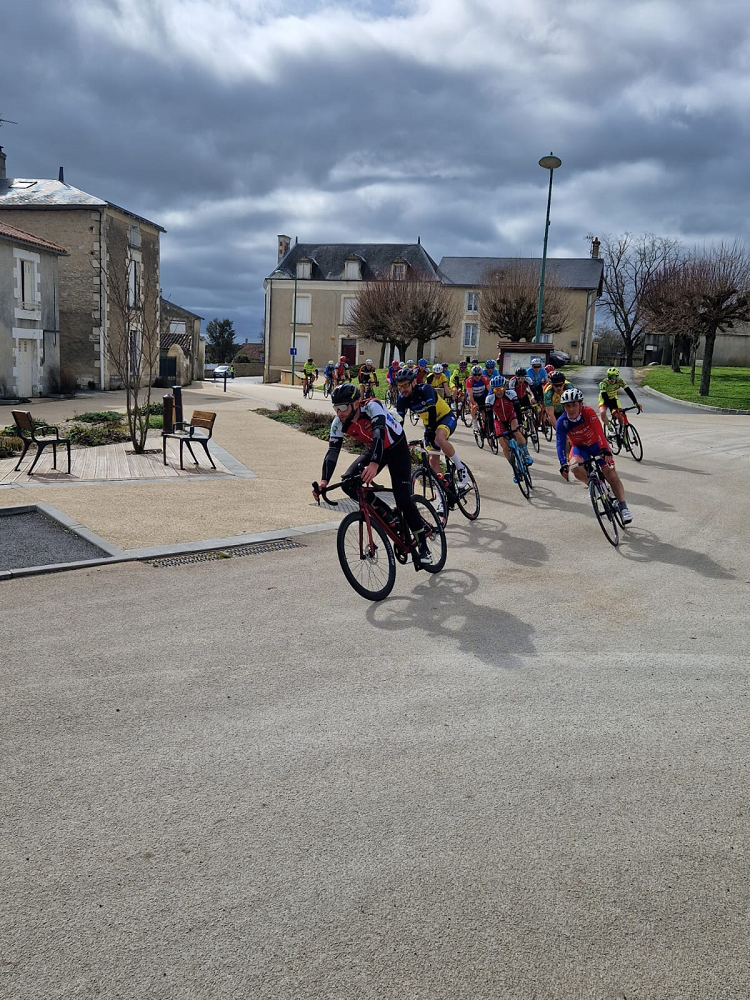 tl_files/cscv/Course Maillé-2023/Kilian.png