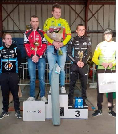 tl_files/cscv/Course Saurais 2022/Podium Benoit.PNG