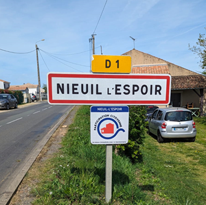 tl_files/cscv/Course de Nieuil 2024/Pancarte Nieuil..png